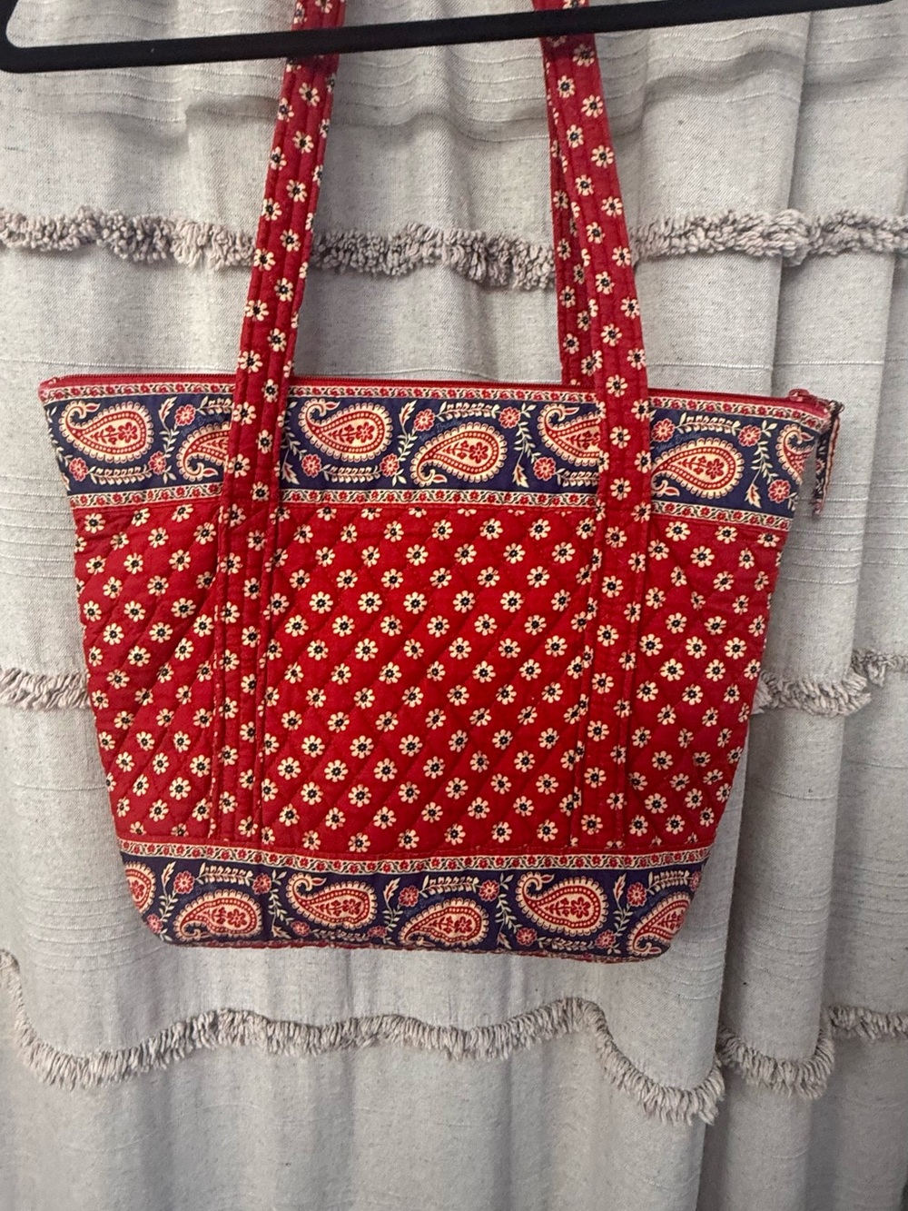 Vera Bradley Americana Red Vintage Quilted Tote Shoulder Bag Zipper 15x12 - Picture 2 of 9